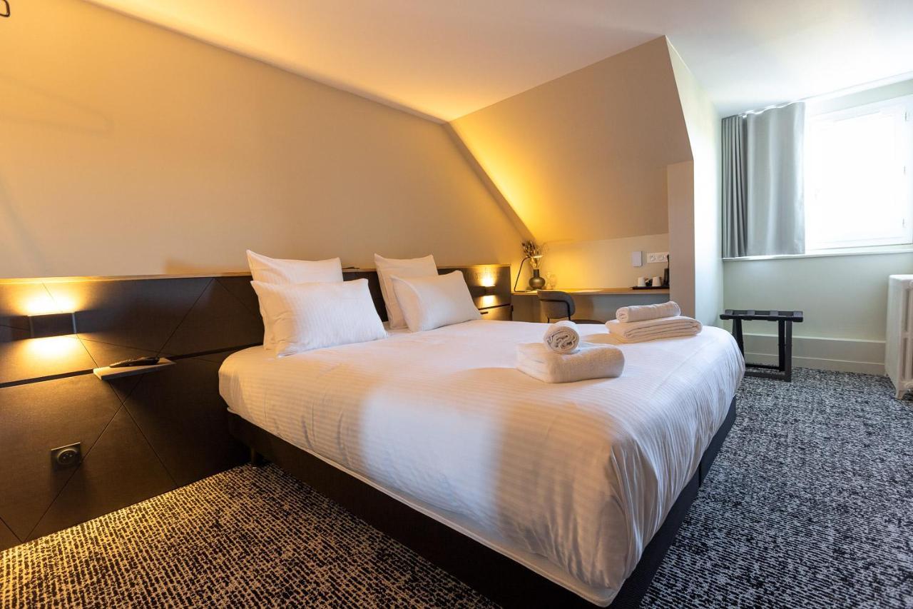 Logis Hotel & Restaurant Le Vert Bocage Franqueville-Saint-Pierre Exterior foto